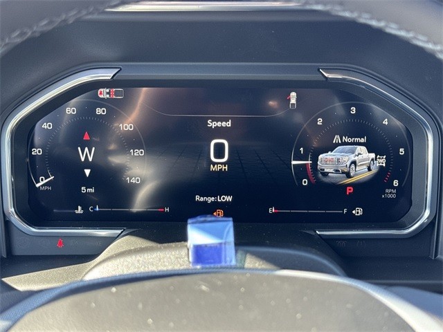 GMC Sierra 1500 Vehicle Full-screen Gallery Image 15