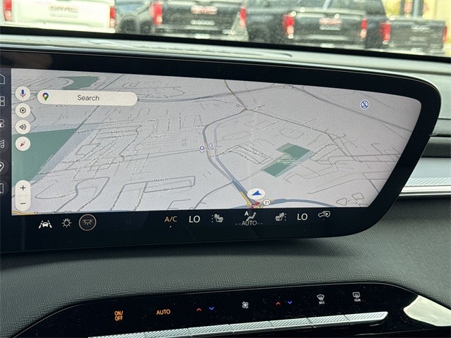 Buick Enclave Vehicle Full-screen Gallery Image 18