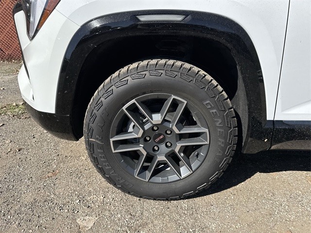 GMC Terrain Vehicle Full-screen Gallery Image 10