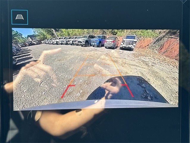 GMC Terrain Vehicle Full-screen Gallery Image 17