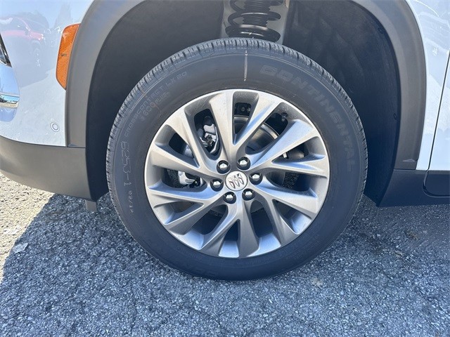 Buick Enclave Vehicle Full-screen Gallery Image 10
