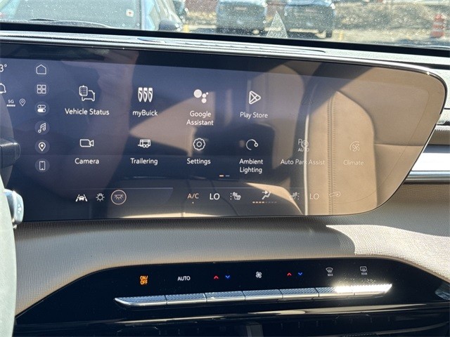 Buick Enclave Vehicle Full-screen Gallery Image 16