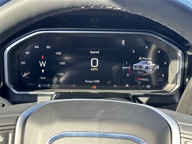 GMC Sierra 1500 Vehicle Full-screen Gallery Image 15