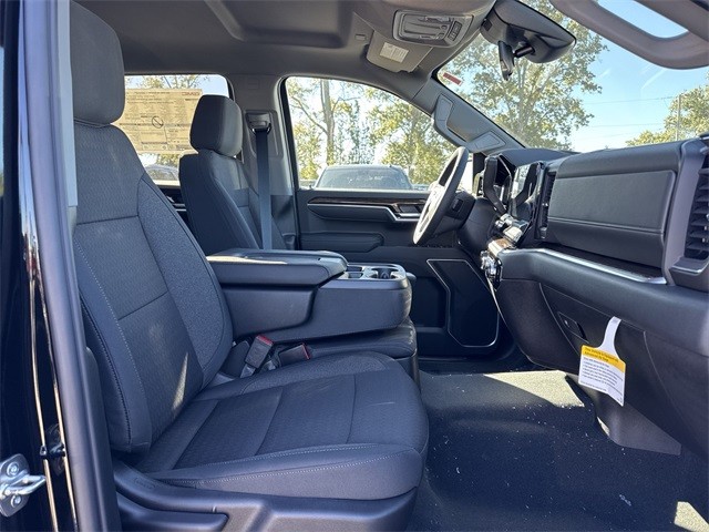 GMC Sierra 1500 Vehicle Full-screen Gallery Image 24