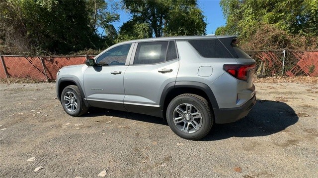 GMC Terrain Vehicle Full-screen Gallery Image 06