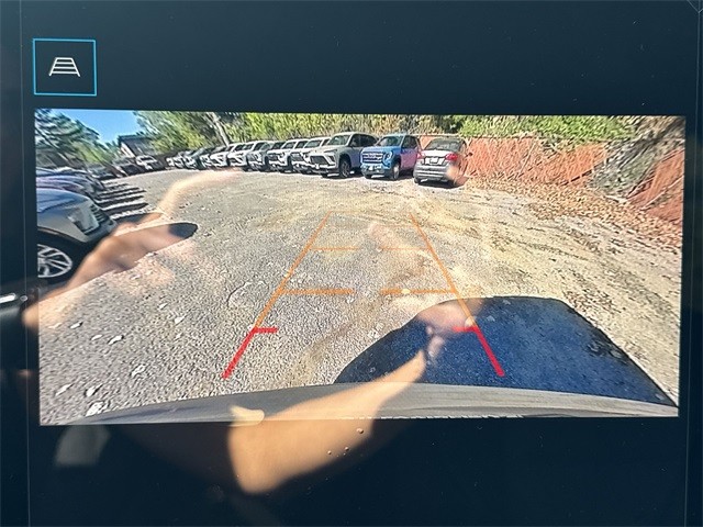 GMC Terrain Vehicle Full-screen Gallery Image 17