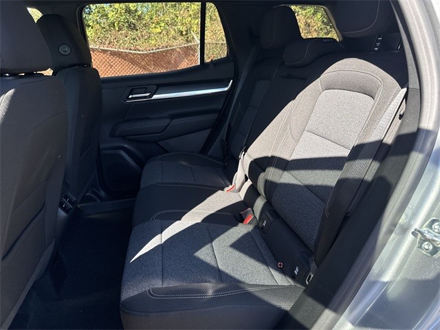 GMC Terrain Vehicle Full-screen Gallery Image 22