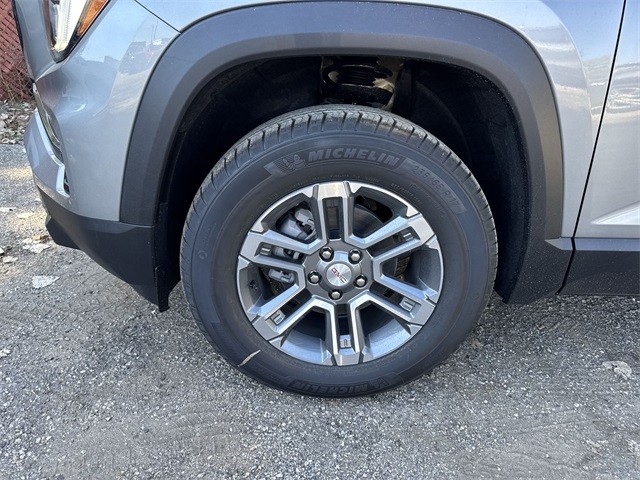 GMC Terrain Vehicle Full-screen Gallery Image 10