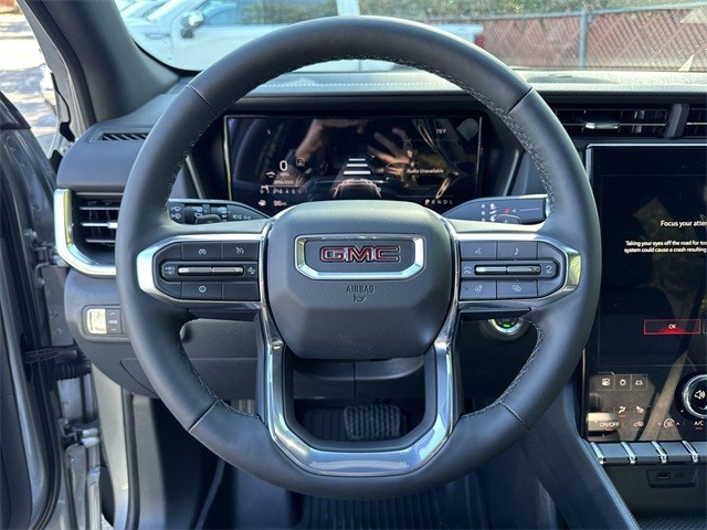 GMC Terrain Vehicle Full-screen Gallery Image 14