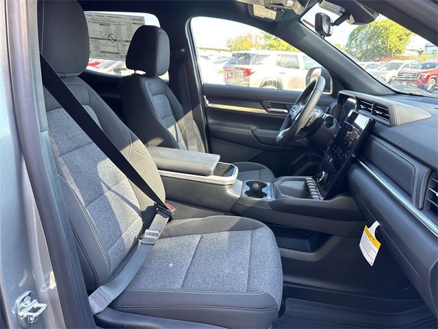 GMC Terrain Vehicle Full-screen Gallery Image 25