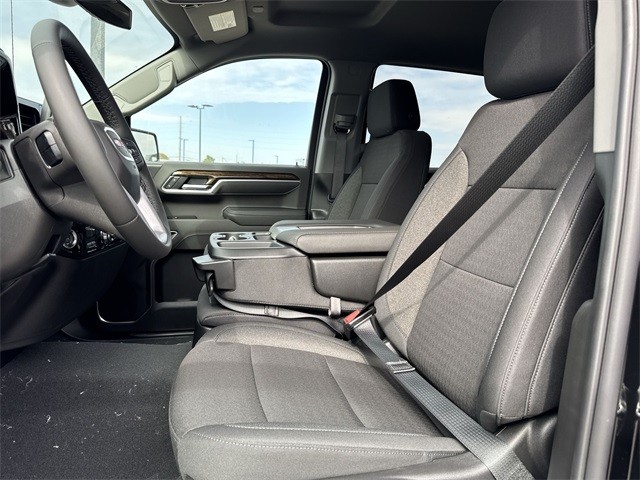 GMC Sierra 1500 Vehicle Full-screen Gallery Image 11