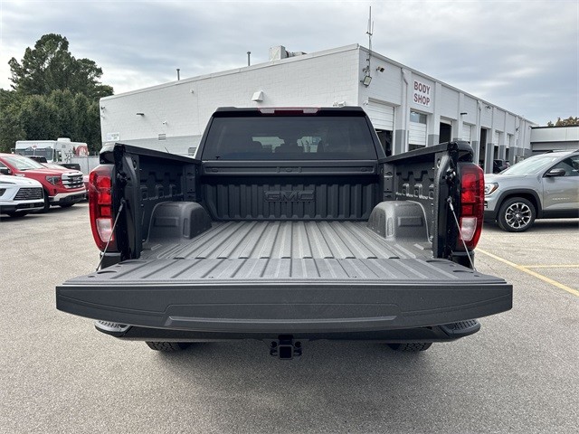 GMC Sierra 1500 Vehicle Full-screen Gallery Image 23