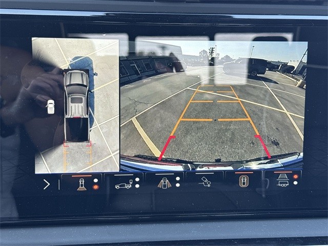 GMC Sierra 1500 Vehicle Full-screen Gallery Image 17