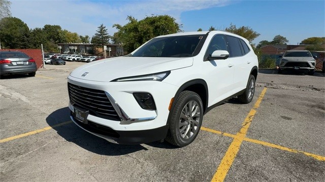 Buick Enclave Vehicle Full-screen Gallery Image 04