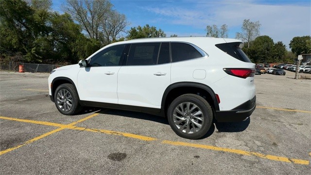 Buick Enclave Vehicle Full-screen Gallery Image 06