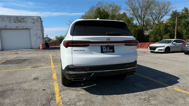Buick Enclave Vehicle Full-screen Gallery Image 07