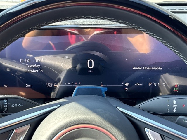 Buick Enclave Vehicle Full-screen Gallery Image 15