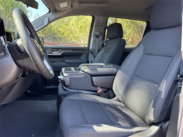 GMC Sierra 1500 Vehicle Full-screen Gallery Image 11