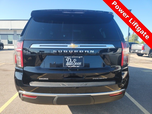 Chevrolet Suburban Vehicle Full-screen Gallery Image 07