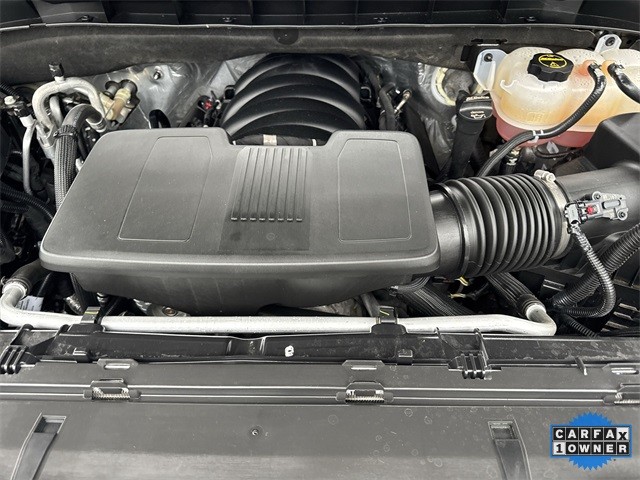 GMC Yukon Vehicle Full-screen Gallery Image 35