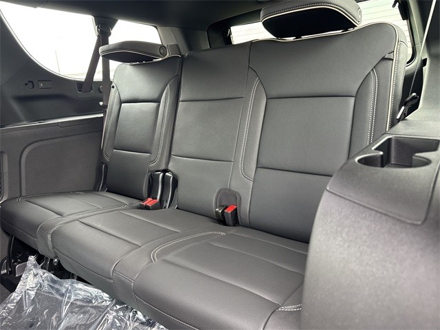 GMC Yukon XL Vehicle Full-screen Gallery Image 23