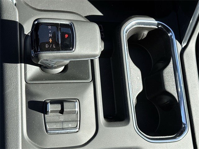 GMC Sierra 1500 Vehicle Full-screen Gallery Image 20