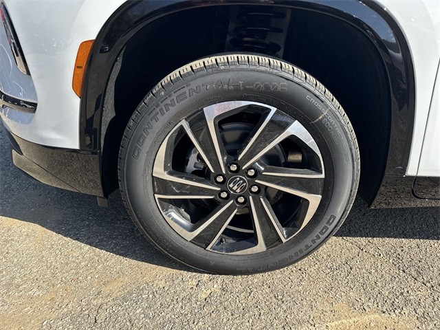 Buick Enclave Vehicle Full-screen Gallery Image 10