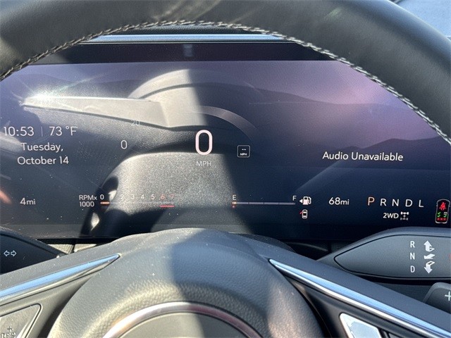 Buick Enclave Vehicle Full-screen Gallery Image 15