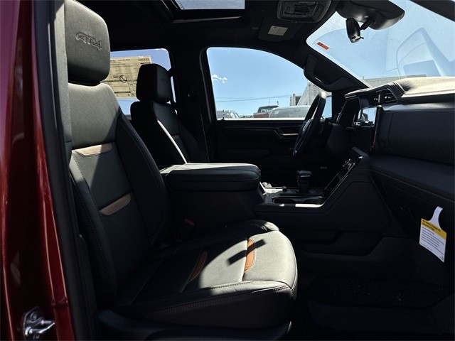 GMC Sierra 1500 Vehicle Full-screen Gallery Image 25