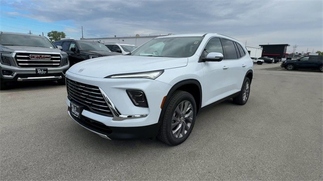 Buick Enclave Vehicle Full-screen Gallery Image 04