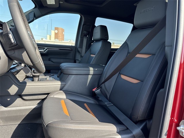 GMC Sierra 1500 Vehicle Full-screen Gallery Image 11