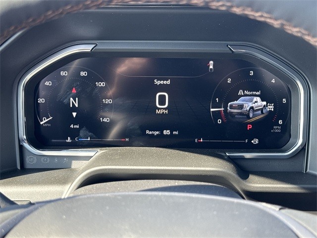 GMC Sierra 1500 Vehicle Full-screen Gallery Image 15