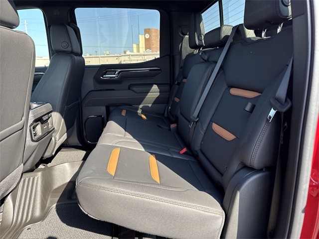 GMC Sierra 1500 Vehicle Full-screen Gallery Image 23