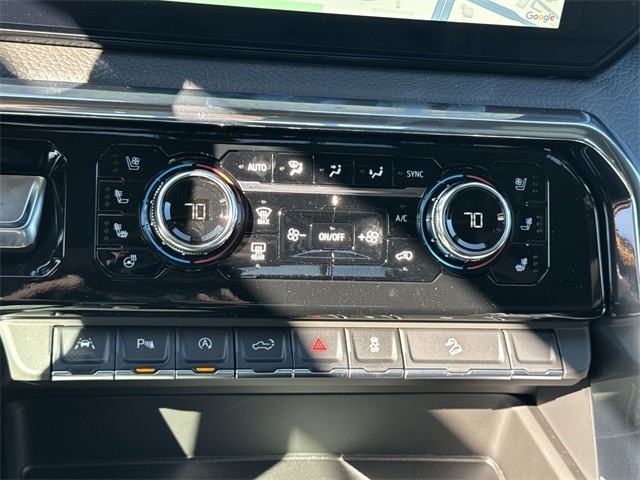 GMC Sierra 1500 Vehicle Full-screen Gallery Image 19