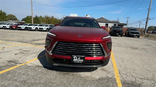 Buick Enclave Vehicle Full-screen Gallery Image 03