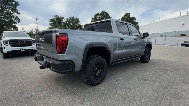 GMC Sierra 1500 Vehicle Full-screen Gallery Image 08