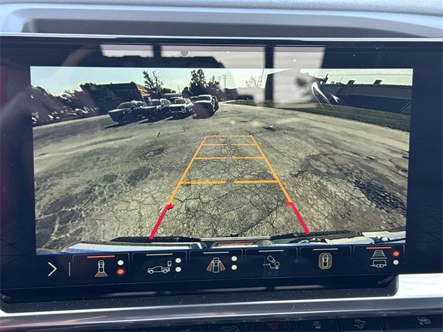 GMC Sierra 1500 Vehicle Full-screen Gallery Image 17