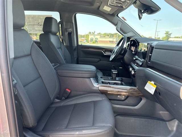 GMC Sierra 1500 Vehicle Full-screen Gallery Image 24