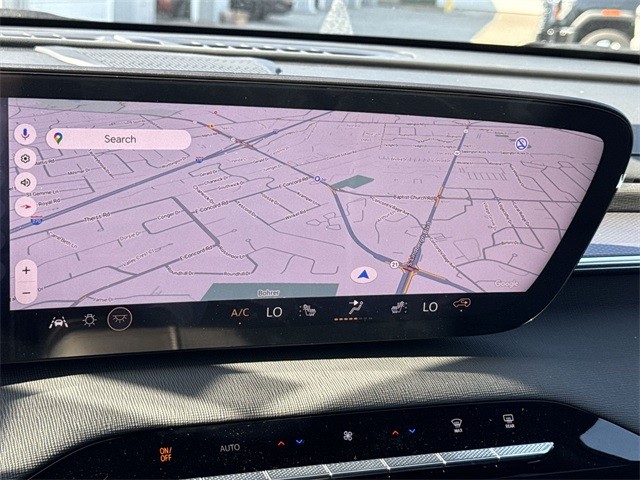 Buick Enclave Vehicle Full-screen Gallery Image 18