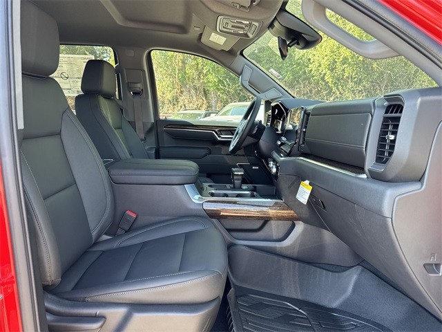 GMC Sierra 1500 Vehicle Full-screen Gallery Image 24