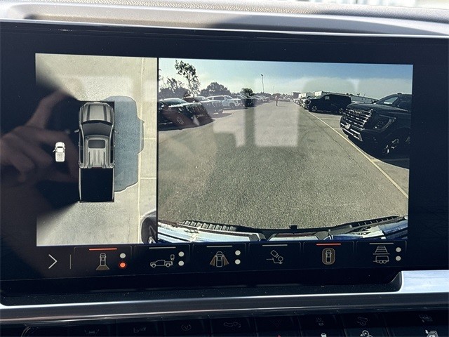 GMC Sierra 1500 Vehicle Full-screen Gallery Image 17