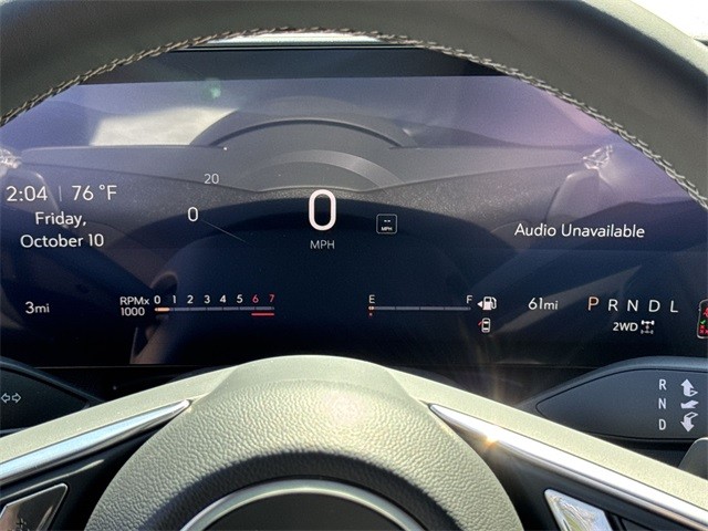 Buick Enclave Vehicle Full-screen Gallery Image 15