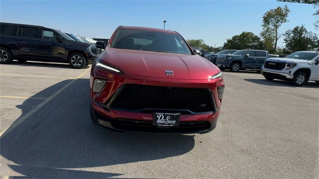 Buick Enclave Vehicle Full-screen Gallery Image 03