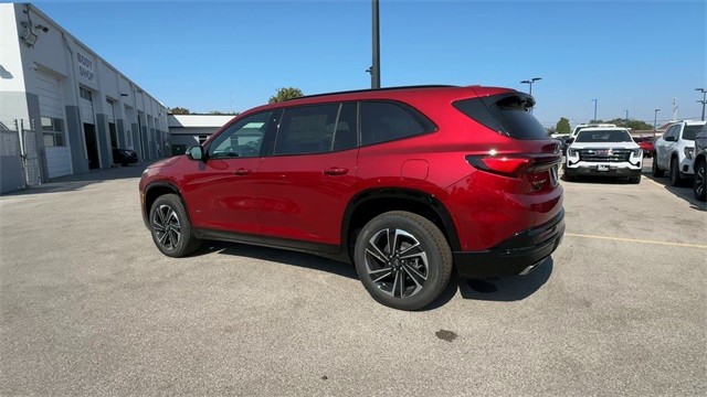 Buick Enclave Vehicle Full-screen Gallery Image 06