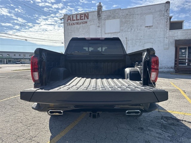 GMC Sierra 1500 Vehicle Full-screen Gallery Image 23