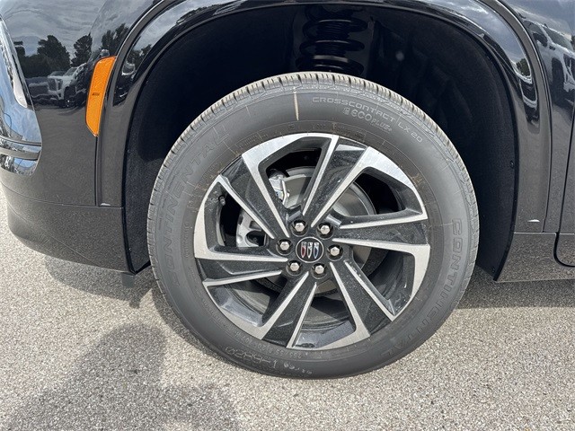 Buick Enclave Vehicle Full-screen Gallery Image 10