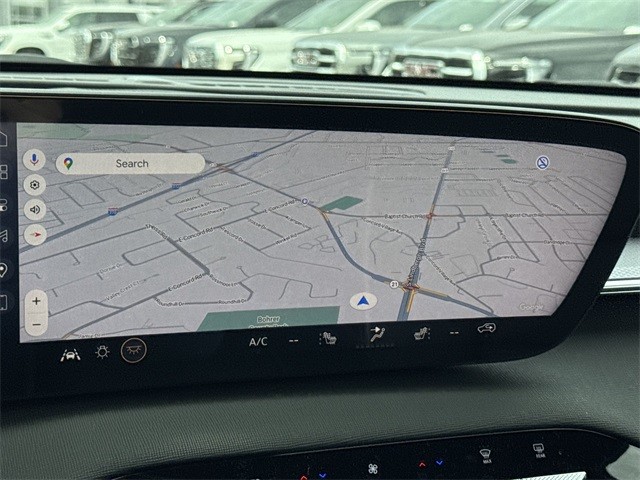 Buick Enclave Vehicle Full-screen Gallery Image 18