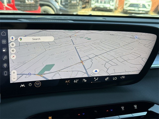 Buick Enclave Vehicle Full-screen Gallery Image 18