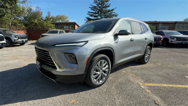 Buick Enclave Vehicle Full-screen Gallery Image 04