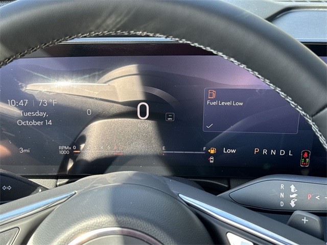 Buick Enclave Vehicle Full-screen Gallery Image 15